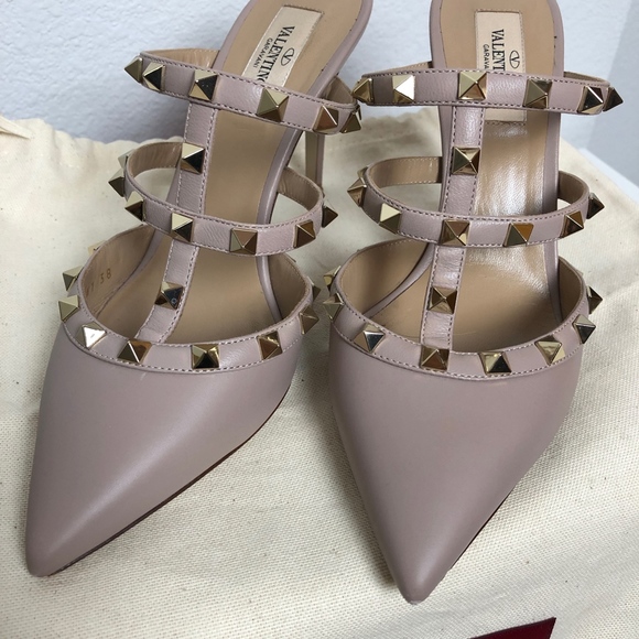 Valentino Garavani Stud Spike Heels sz 38 - Picture 4 of 5